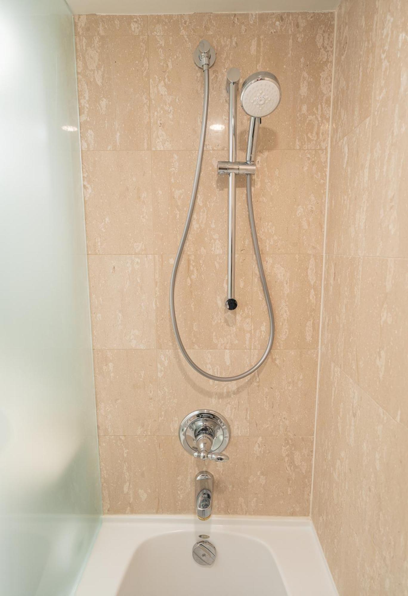 Boutique Suite Of Downtown Торонто Экстерьер фото